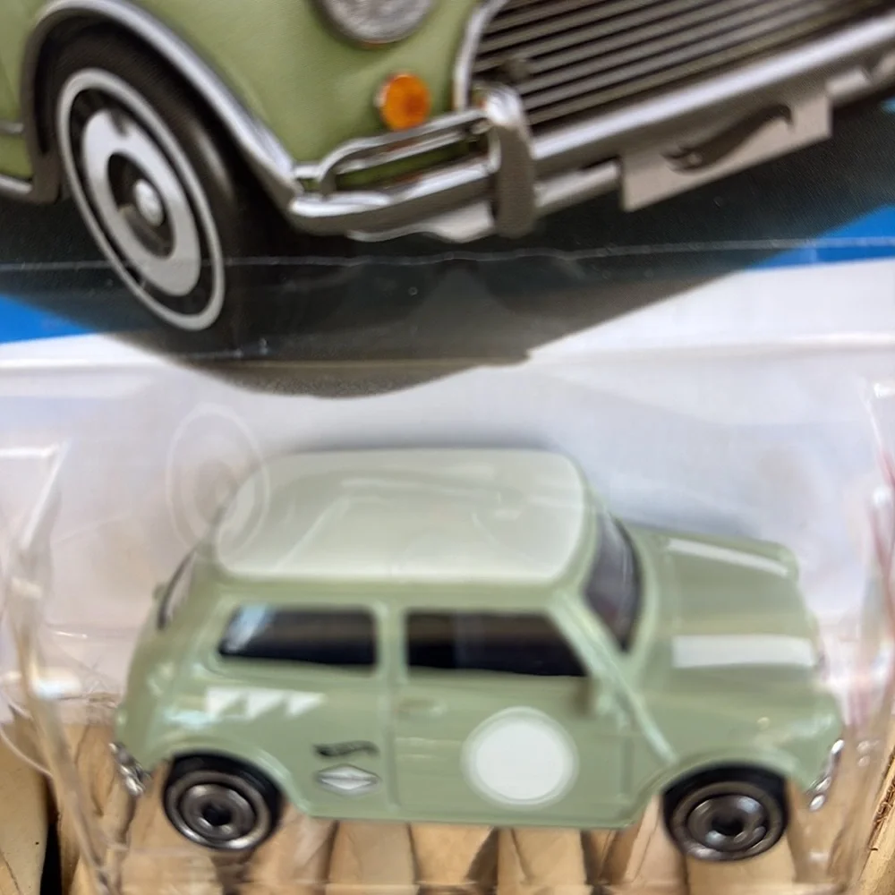 Austin Mini Cooper British Automobile Green Compact Car Hot Wheels New 2026